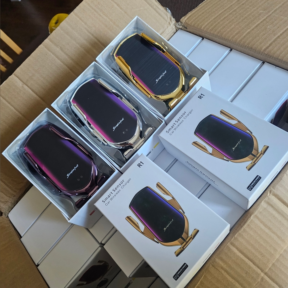 Car wireless charging port station